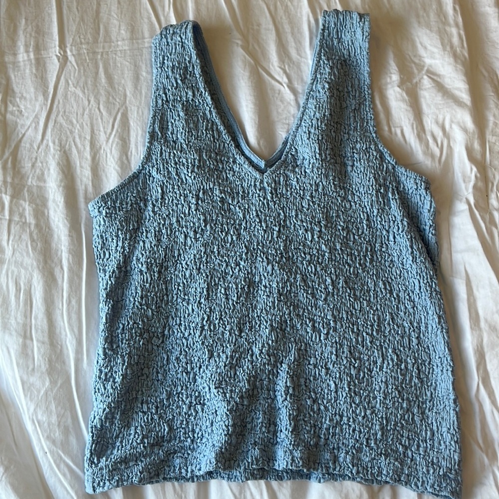 A new day / blue top